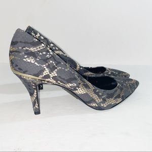 Boutique 9 Mirabelle Black Gold Snake Print Heels size 7